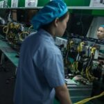 مناجم العملات المشفرة تفكر في الهجرة إلى الخارج بعد القمع