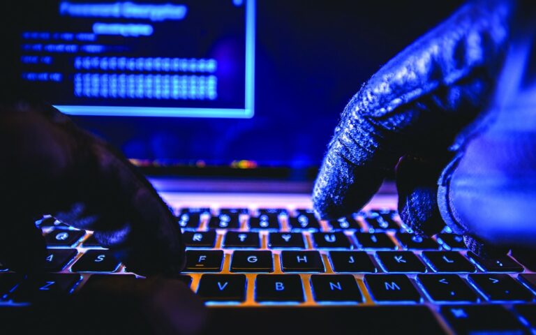 تقيد المحكمة العليا الأمريكية نطاق قانون الاحتيال الحاسوبي