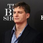 عاد مستثمر “Big Short” مايكل بيري إلى Twitter وحذر من حدوث فقاعة في السوق
