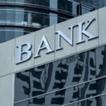 تلاحق البنوك البريطانية تحويلات العملات المشفرة مع تزايد الخوف من الجرائم المالية