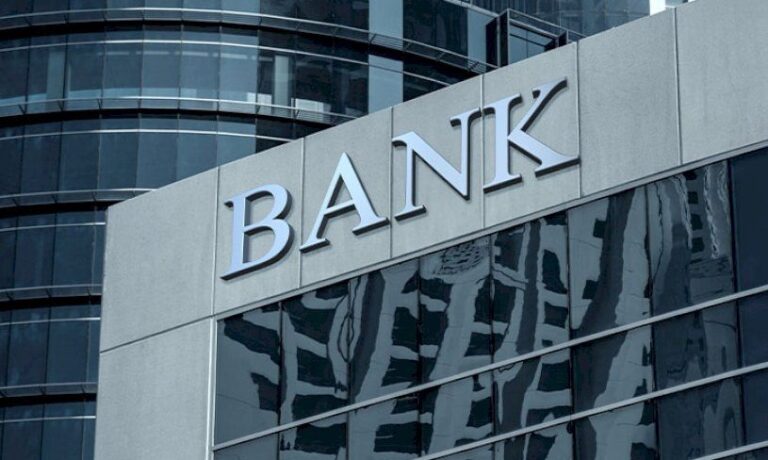 تلاحق البنوك البريطانية تحويلات العملات المشفرة مع تزايد الخوف من الجرائم المالية