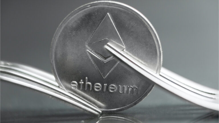 ينقسم Ethereum ثاني شبكة تشفير رائدة في العالم إلى سلسلتين