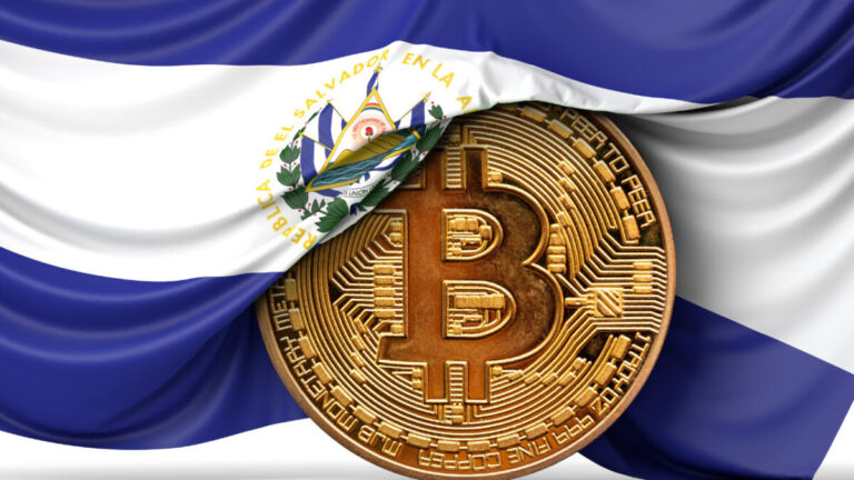 اليوم الأول لعملة البيتكوين كعملة قانونية في السيلفادور