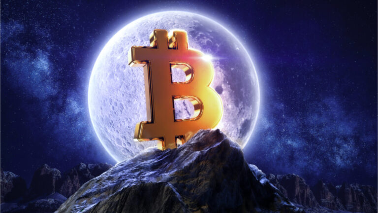 صواريخ بيتكوين فوق 57 ألف دولار و مكاسب أسبوعية من رقمين