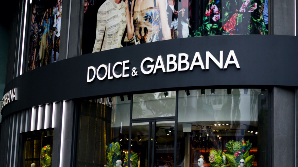 دار الأزياء الإيطالية الفاخرة Dolce & Gabbana تبيع مجموعة NFT مقابل 5.7 مليون دولار
