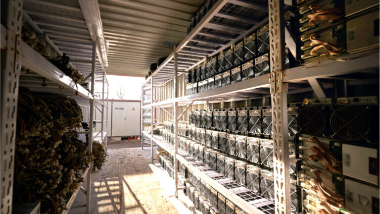 عملية تعدين البيتكوين التي تتخذ من نيفادا مقراً لها ، Cleanspark تشتري 4500 من عمال تعدين البيتكوين