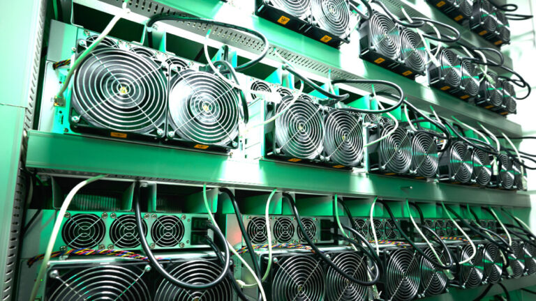 عملية تعدين البيتكوين تعلن شركة Genesis Digital Assets عن مركز بيانات جديد في غرب تكساس