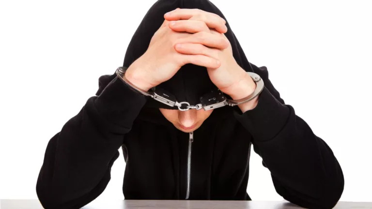 كندا تحتجز مراهق بسبب سرقة عملة معماة مزعومة بقيمة 36 مليون دولار