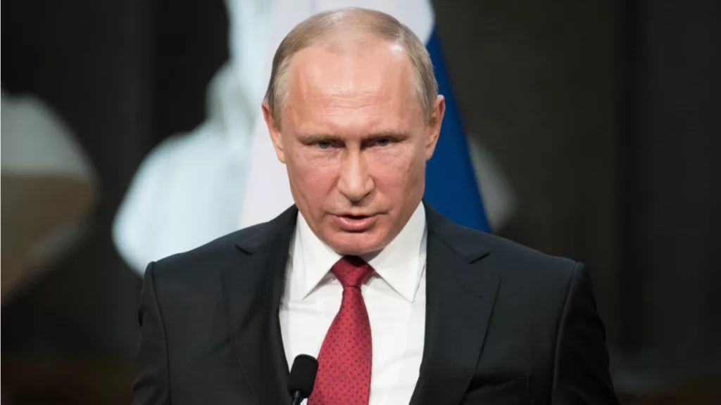 يحذر بوتين من مخاطر تحمل العملات المشفرة ، ويعترف بأنها قد يكون لها مستقبل