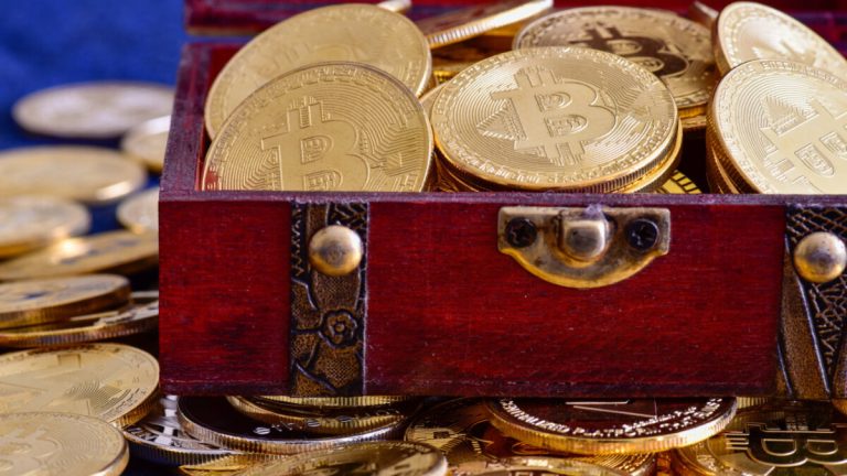 تشتري Bitfarms في وقت الانخفاض: تمت إضافة 1،000 بيتكوين إلى الخزانة