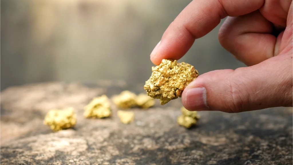 يقول عامل منجم الذهب إن المستثمرين يفضلون التحوط ضد التضخم بالذهب وليس العملات المشفرة