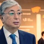 رئيس كازاخستان يأمر الحكومة بالبحث عن جميع عمال المناجم ورفع الضرائب بحلول أبريل