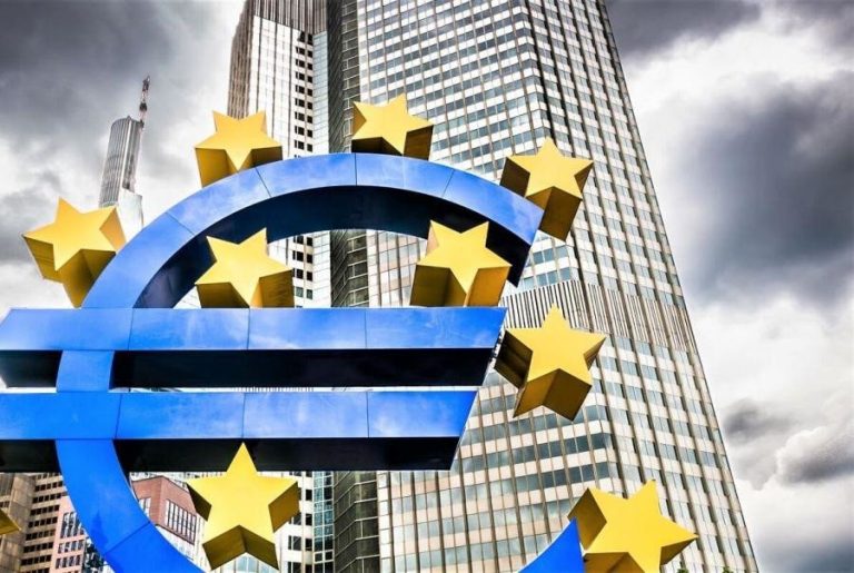 تتقلب عملة البيتكوين مع إبداء البنك المركزي الأوروبي لهجة حذرة بشأن تشديد السياسة النقدية
