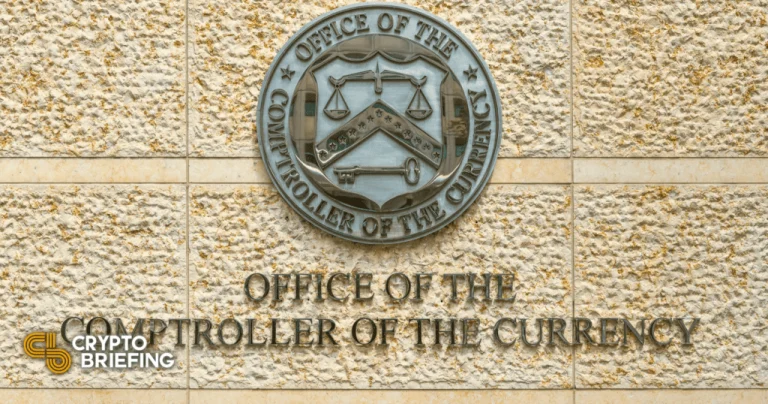 يقول رئيس OCC إن العملات المستقرة تحتاج إلى معيار مشترك