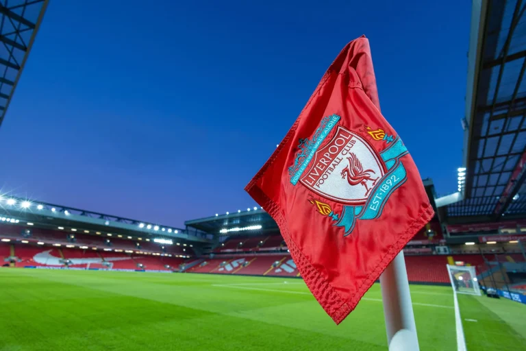ليفربول في محادثات مع شركات CRYPTOCURRENCY حول صفقة رعاية