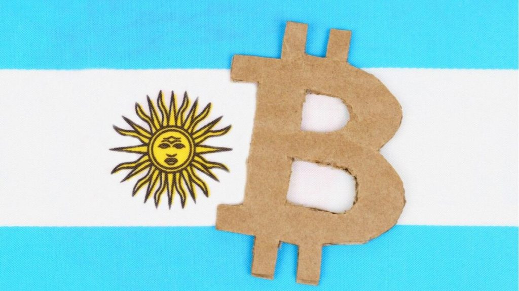 تزايد التبني في الأرجنتين ، حيث استثمر 12 من أصل 100 بالغ في العملات المشفرة
