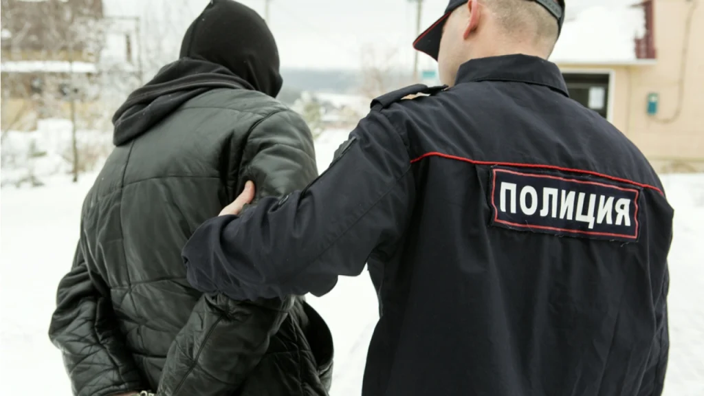 ذُكر أن ديمتري بافلوف مدير شركة Hydra المزعوم  قد اعتُقل في روسيا