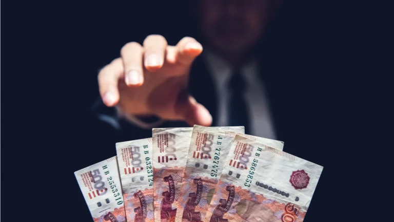 بنك روسيا يجرِّب المدفوعات الرقمية بالروبل هذا العام