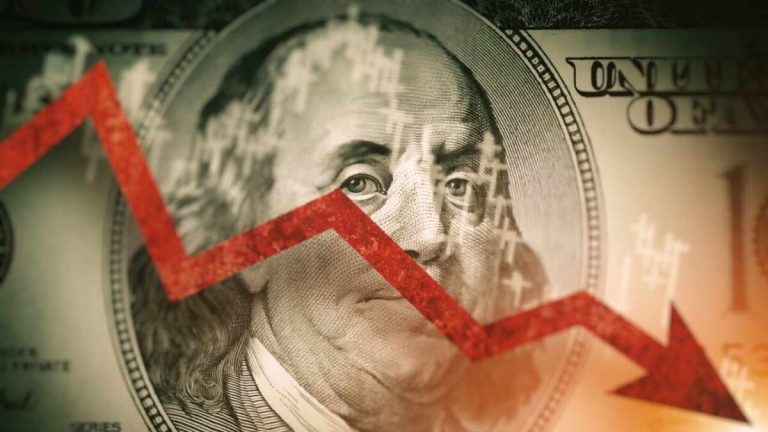 على بنك الاحتياطي الفيدرالي أن يقرر بين خطأين في السياسة