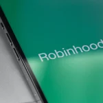 تقوم Robinhood بإدراج صناديق بيتكوين و ايثيريوم التابعة لـ Grayscale