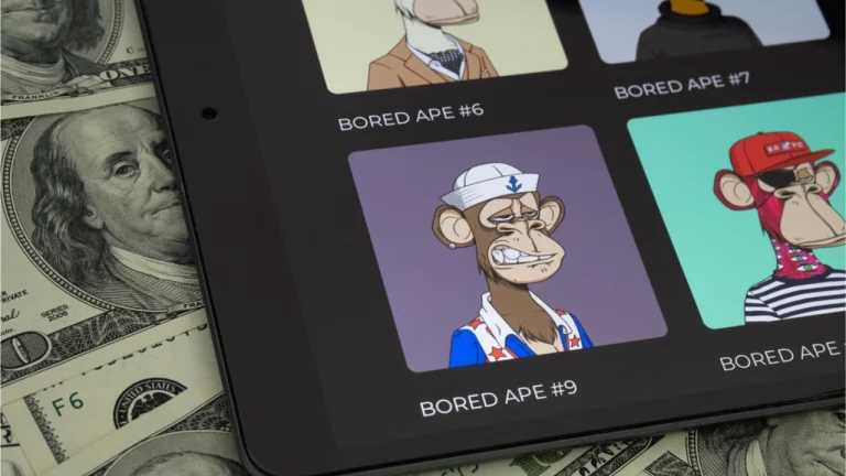 أكبر سك عملة NFT في التاريخ - بيع الأرض الافتراضية لBored Ape's على جانب آخر يرفع 320 مليون دولار