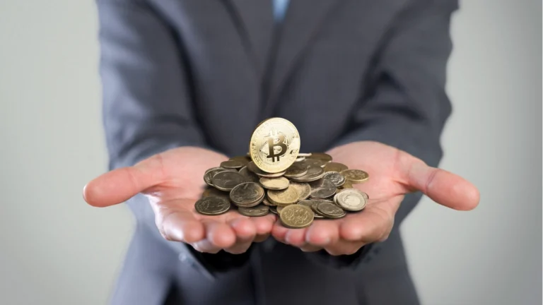 يرفع موقع Meduza الإخباري الروسي المستقل أكثر من 200000 دولار في العملات المشفرة