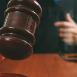 السلطات الصينية تحاكم العقول المدبرة المزعومة وراء مخطط الهرم من حركة التغيير الديمقراطي