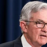 البنك المركزي الأمريكي يرفع سعر الفائدة القياسي بمقدار 75 نقطة أساس ، وهي أكبر زيادة لبنك الاحتياطي الفيدرالي منذ 1994