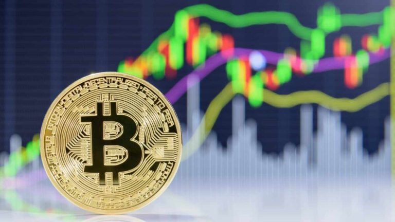 PWC: توقعت غالبية مديري صناديق التشفير الذين شملهم الاستطلاع أن تصل عملة البيتكوين إلى 100 ألف دولار بحلول نهاية العام