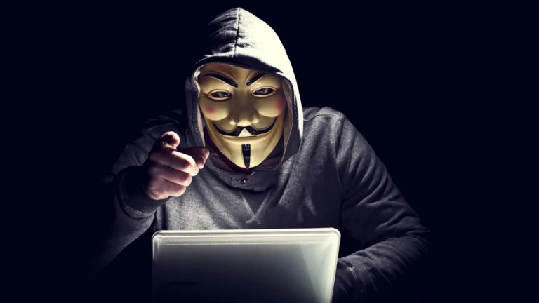 حركة الهاكرز المجهولين على مواقع الحكومة البيلاروسية