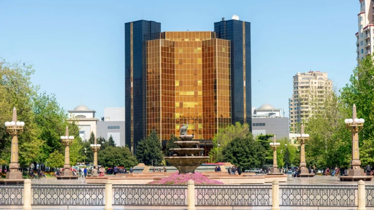 Binance لمساعدة أذربيجان مع لوائح التشفير