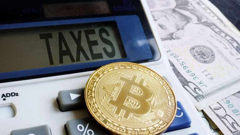 تؤخر حكومة الولايات المتحدة قواعد الإبلاغ الضريبي لوسطاء العملات المشفرة