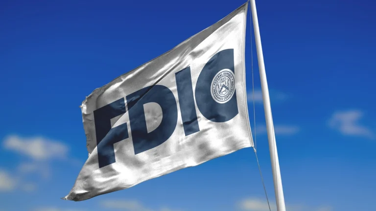 بنك سيليكون فالي في ظل مزاد FDIC