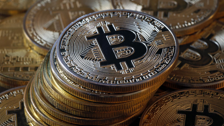 طرق مساعدة الحكومة الامريكية للبيتكوين