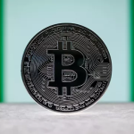 يلغي البنك المركزي النيجيري الحظر المفروض على معاملات العملة الرقمية