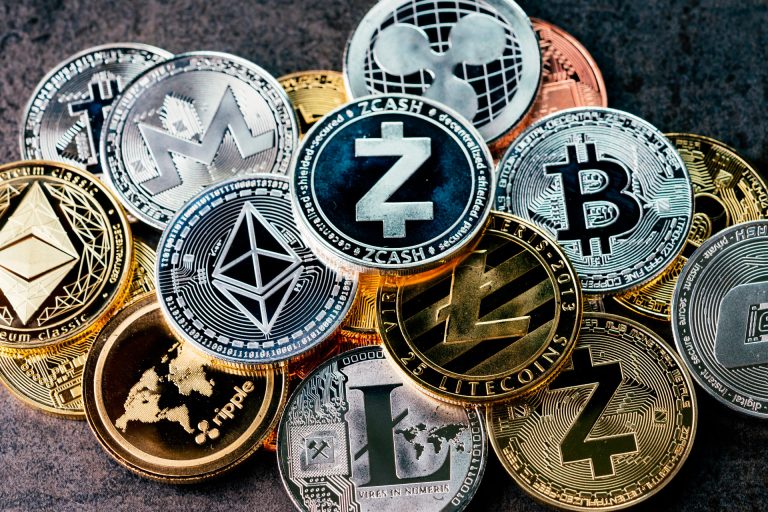 أفضل عملة مشفرة لشرائها اليوم 19 فبراير – Worldcoin، The Graph، Arweave