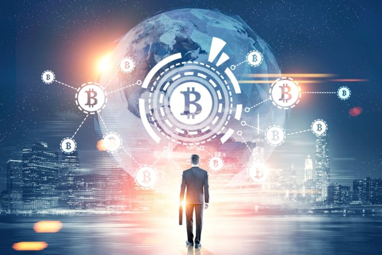 البحث عن آراء الجمهور حول خيارات صناديق البيتكوين لشركتي بتويس وجرايسكيل.