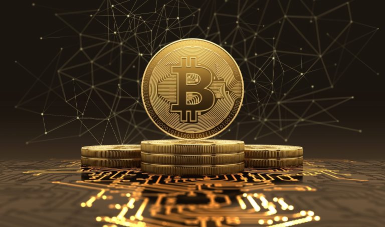 ارتفاع سعر البيتكوين بعد تجميع صناديق الاستثمار المتداولة بمقدار 10 مرات أكثر من إنتاج المنقبين.