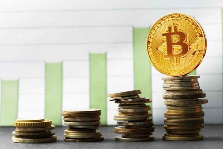 تأثير تقلبات أسعار البيتكوين وصراع المتداولين: ماذا بعد لـ BTC؟