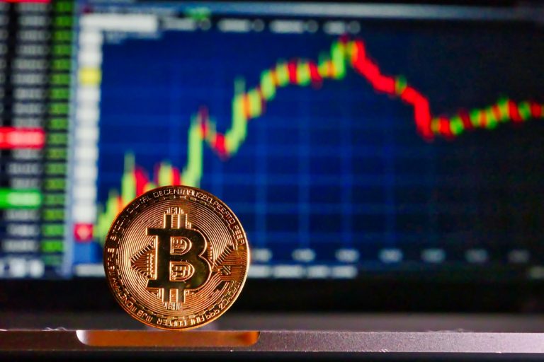 توقعات كاثي وود لسعر البيتكوين تتجاوز مليون دولار