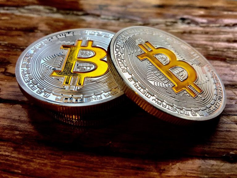 تصحيح سوق العملات المشفرة يؤدي إلى إغلاق مراهنات العقود المستقبلية بقيمة 1 مليار دولار.