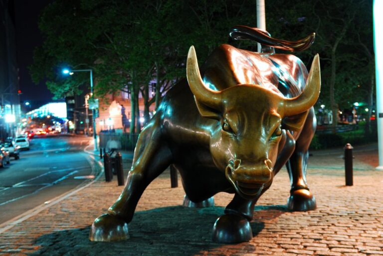 تحالف eToro و 21Shares لإطلاق محفظة عملات مشفرة