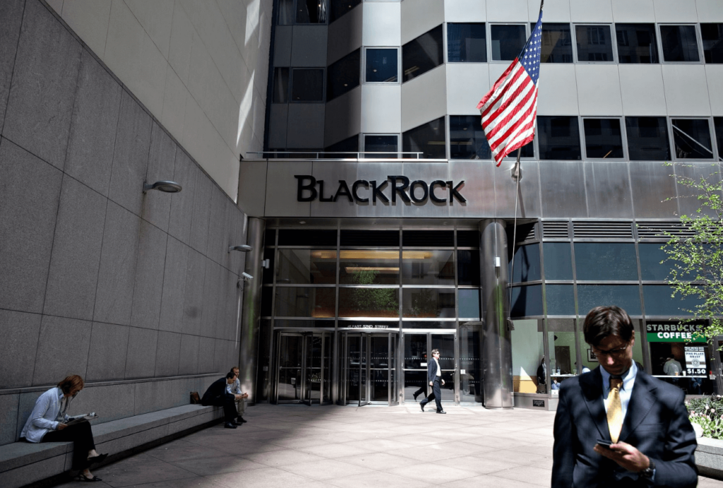 تدفقات بقيمة 73 مليون دولار في صندوق بيتكوين لدى BlackRock