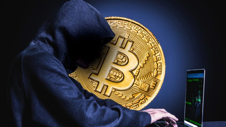 السارق وبيتكوين الواقع، ينتشر، 71 مليون دولار، في محافظ عملات رقمية متعددة.