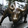 كيف تعمل صناديق بيتكوين المتداولة (Spot ETF) من الداخل؟